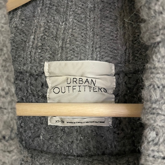 Urban Outfitters Gemini turtleneck, size XS. - Picture 4 of 4